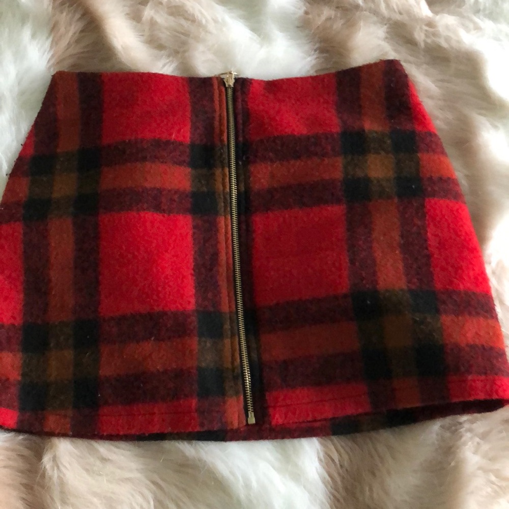 plaid skirt with a zipper